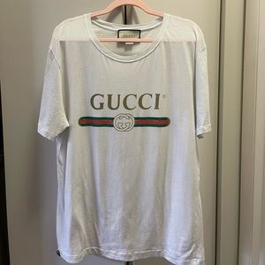 Oversize washed T-shirt with Gucci logo